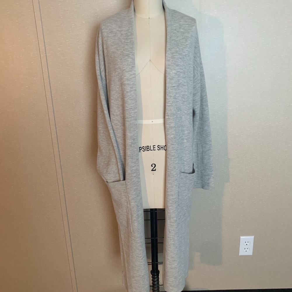 Aritzia Babaton Lance Cardigan